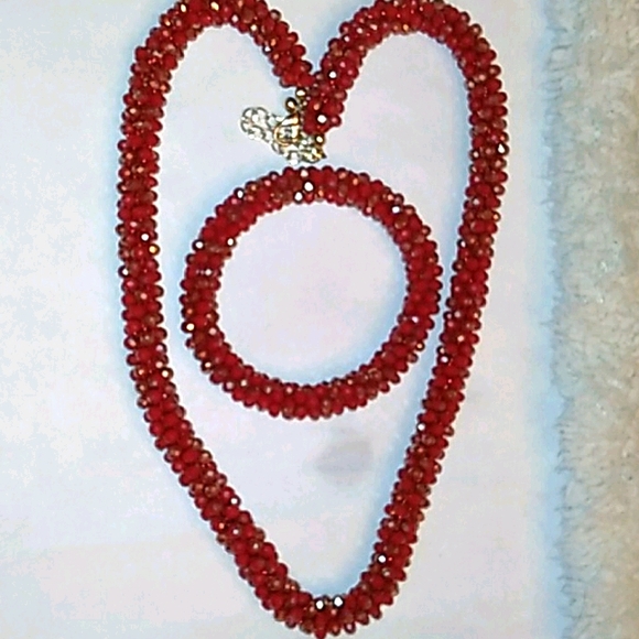 00 Jewelry - necklace and bracelet set red